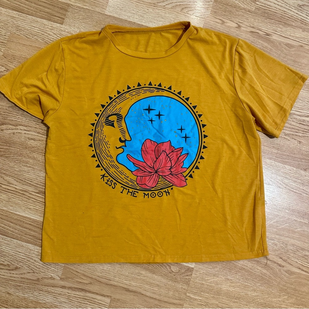 Mustard Graphic Tee - Short Sleeve